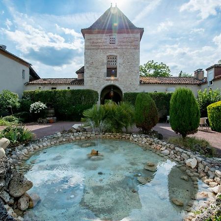 Logis Hotel Le Prince Noir Serignac-sur-Garonne Luaran gambar