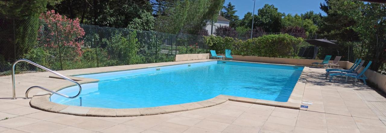 Logis Hotel Le Prince Noir Serignac-sur-Garonne Luaran gambar