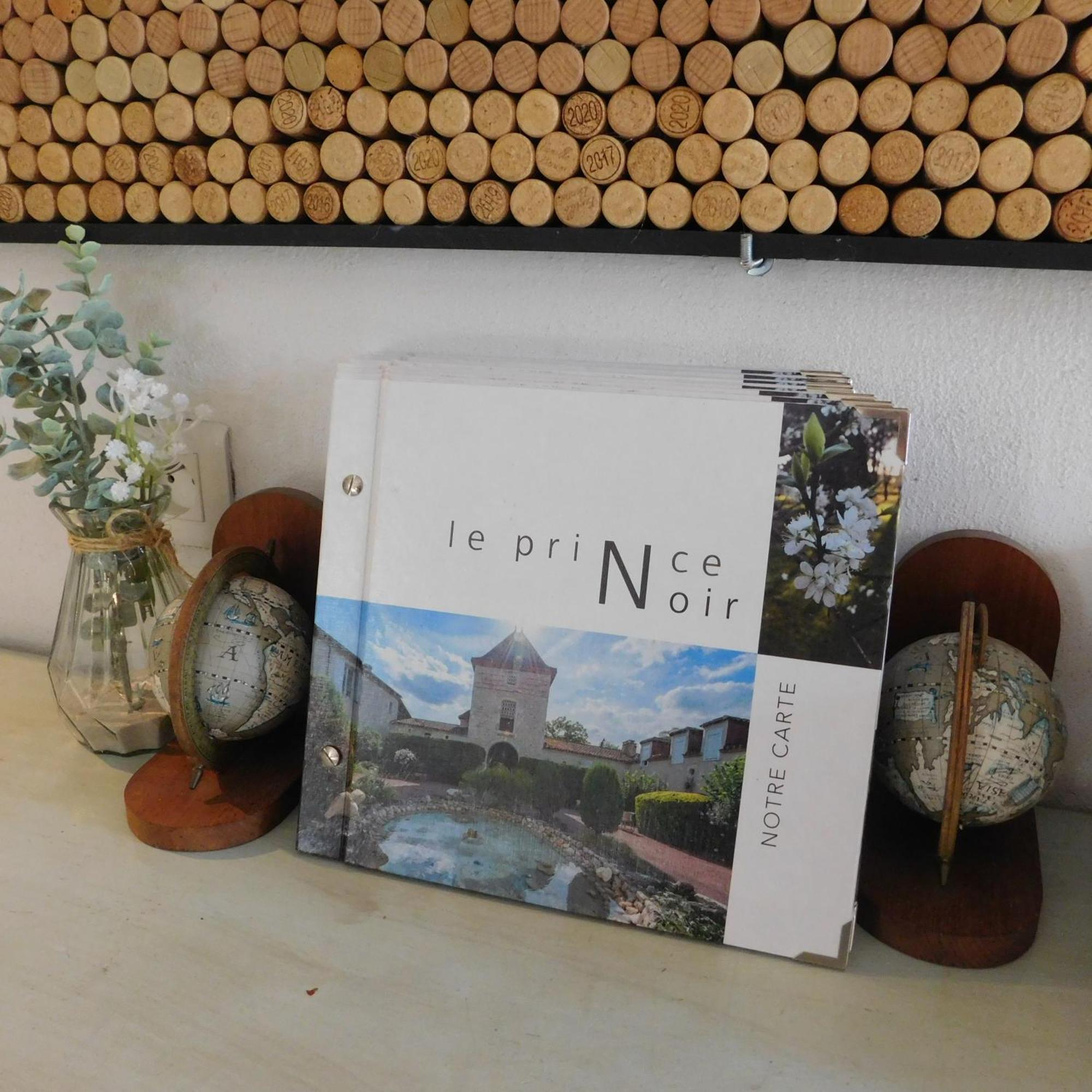Logis Hotel Le Prince Noir Serignac-sur-Garonne Luaran gambar