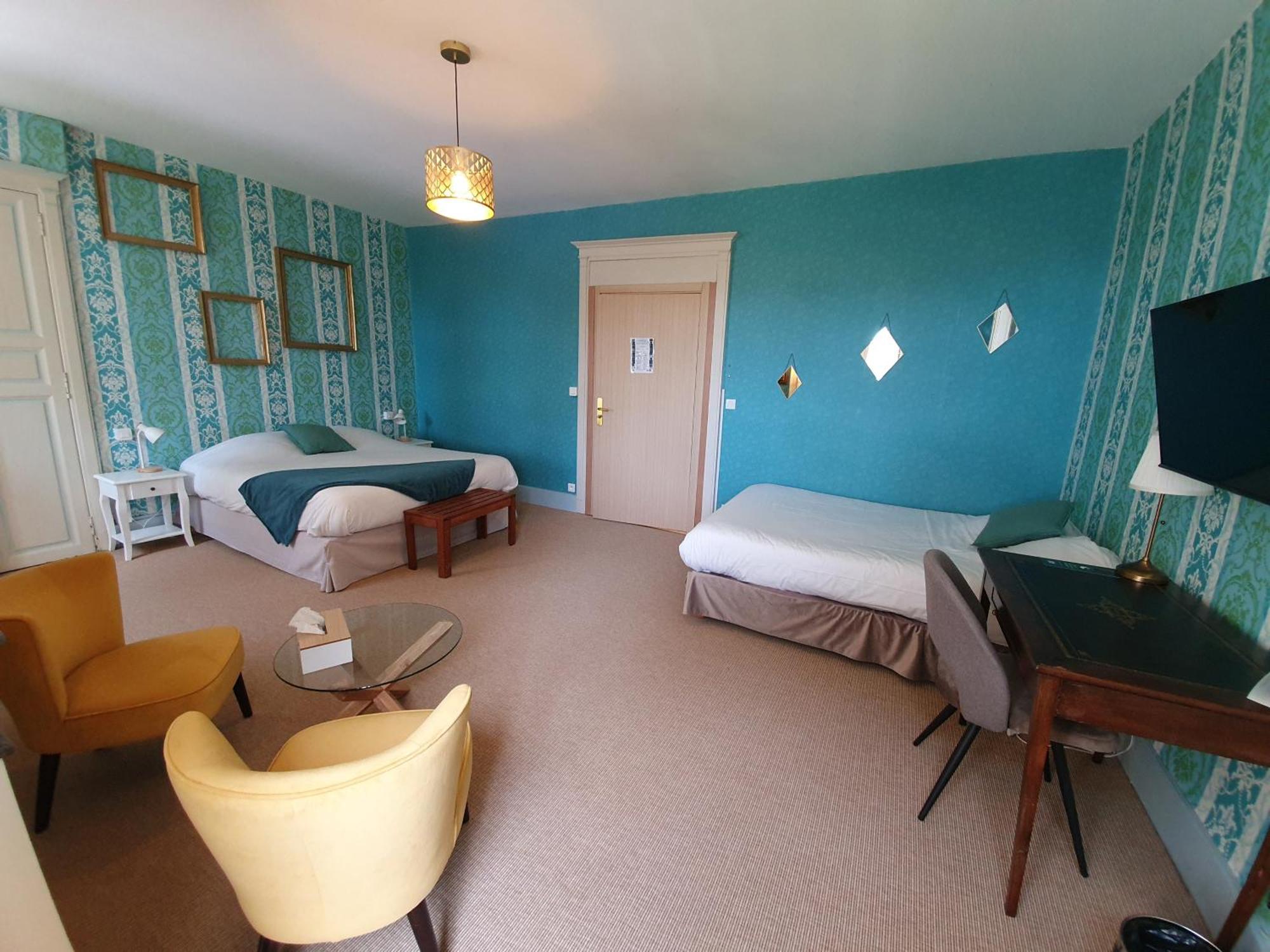 Logis Hotel Le Prince Noir Serignac-sur-Garonne Luaran gambar